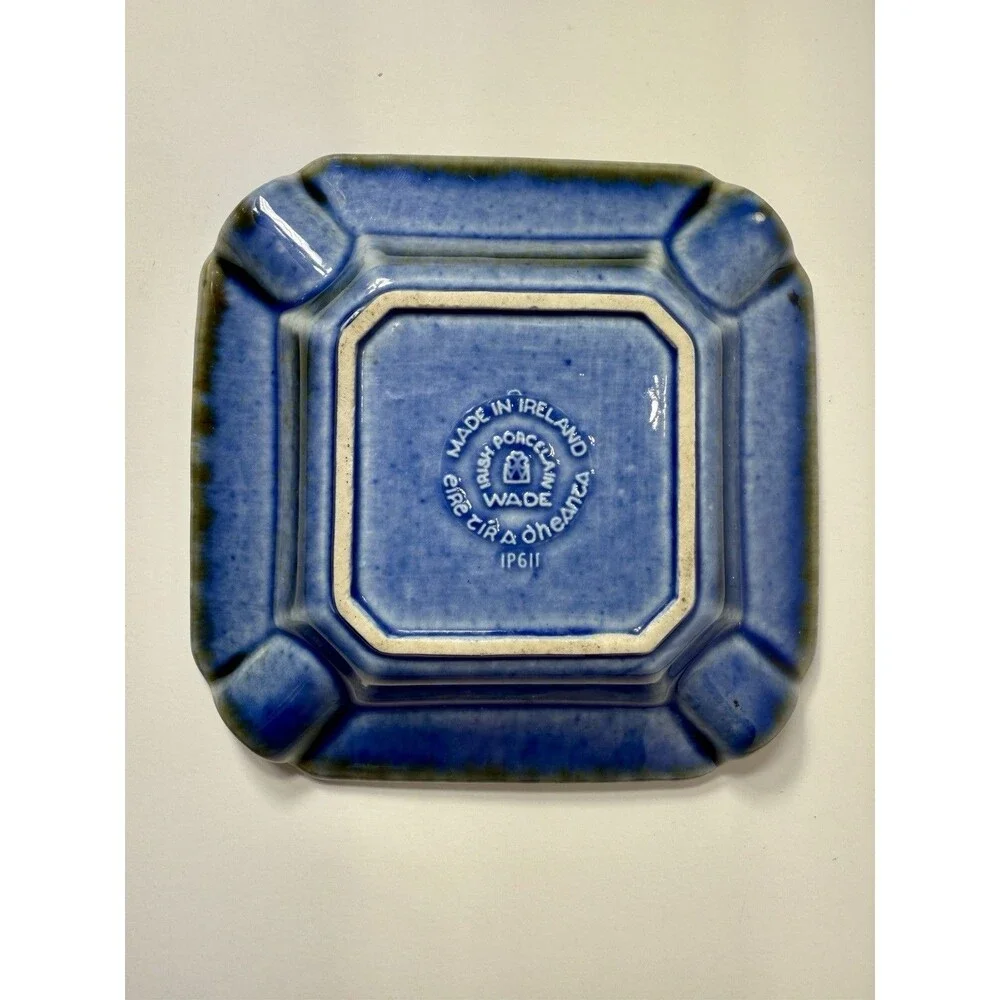 Vintage‎ Countryside Cottage Porcelain Ashtray Folk Art Wade Irish Porcelain